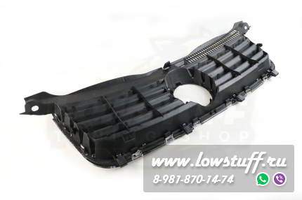 VW Passat B5+ Решетка радиатора черная хром полосы с отверстием под значок LOWSTUFF RGVWPASB55WBBLKCHS