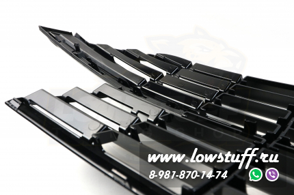 VW T6.1 Transporter, Caravelle, Multivan Решетка радиатора черная глянцевая тюнинг LOWSTUFF RGVWT61GLBLKWB