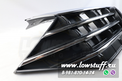 VW Jetta 7 2018-2021 решетка радиатора стандартная хром с черным с отверстием под значок LOWSTUFF RGVWJ7STGLBLKWBCHS