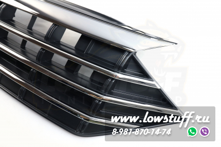 VW Jetta 7 2018-2021 решетка радиатора стандартная хром с черным с отверстием под значок LOWSTUFF RGVWJ7STGLBLKWBCHS