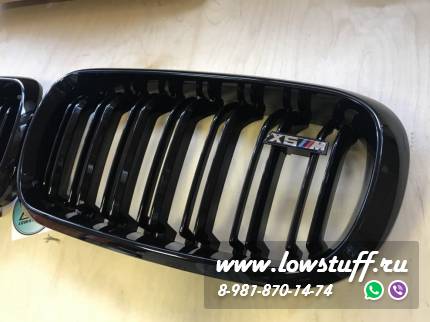 Решетки радиатора BMW X5 F15 X6 F16 горбатые сдвоенные черные глянцевые со значком X5M X6M GCP-081501M