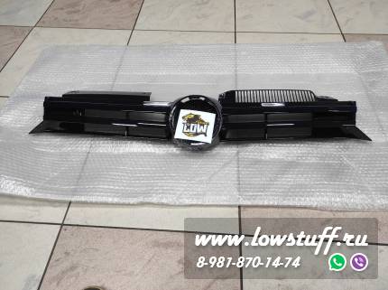 Решетка радиатора VW Golf 6 R20 look глянцевая черная KITT RGVWG6R20GLBL