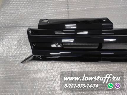 Решетка радиатора VW Golf 6 R20 look глянцевая черная KITT RGVWG6R20GLBL